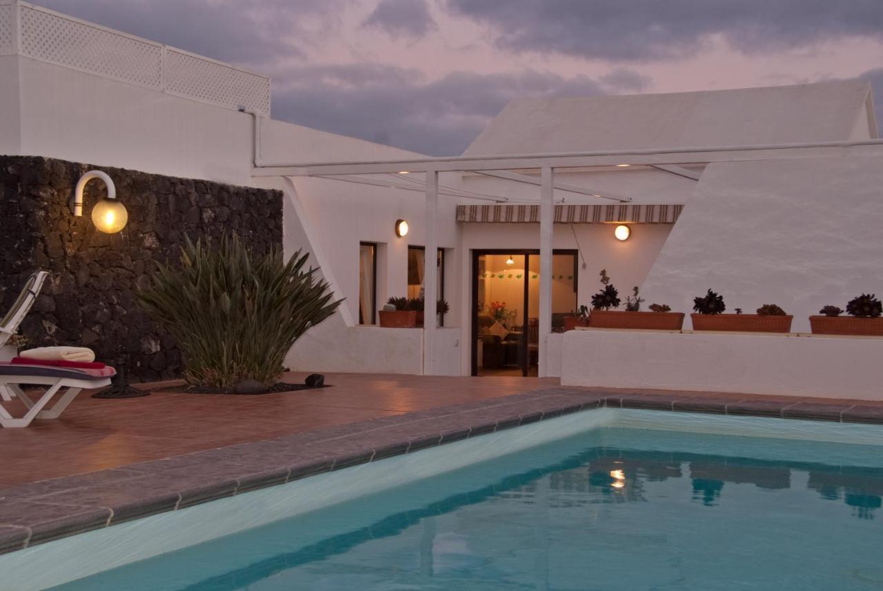 Villa Yuca 13 Costa Teguise Exterior photo